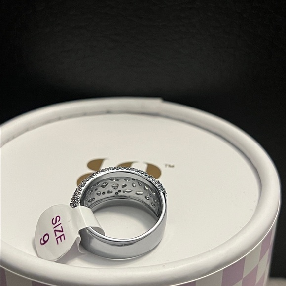 Bomb Party ring - Picture 4 of 5